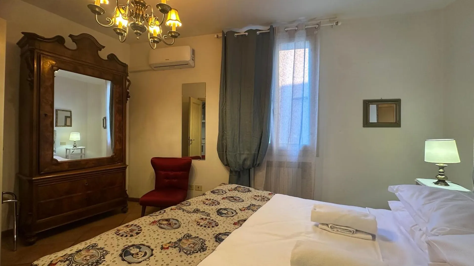 Bohemien Pop Casa Vacanze Aparthotel Bolonha